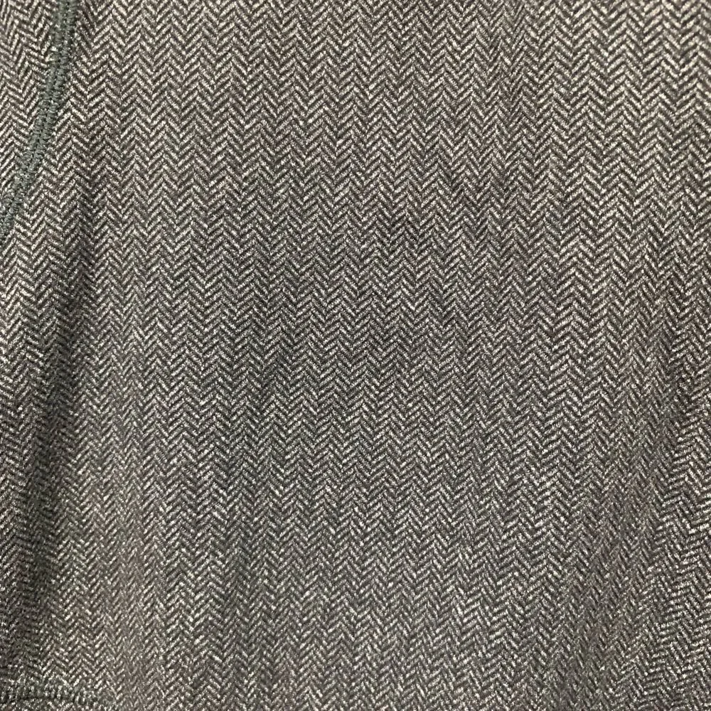 Lululemon Think Fast Pullover in Heathered Herringbone Black Size 4